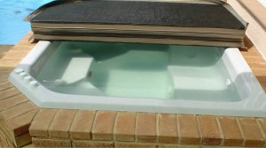 6-7 Seater PVC Jacuzzi Thermal Hard Cover Open