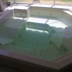 6 - 7 Seater Jacuzzi in ground with glass surround